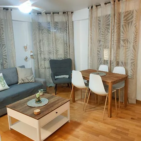 Grupo Limcotel Susurros De La Piedra Escrita-parking Apartamento *